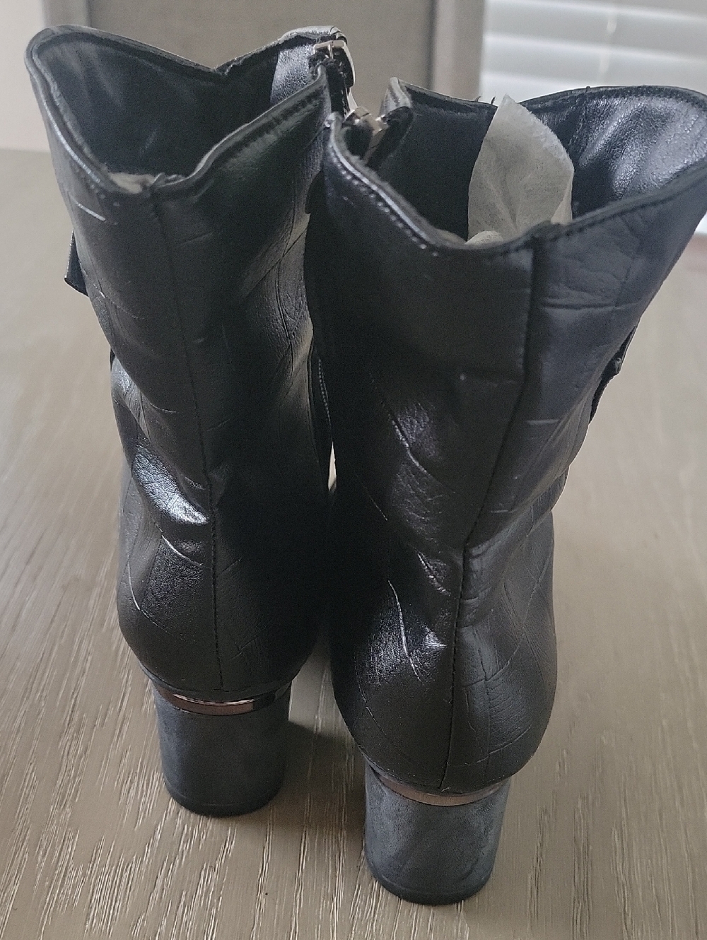 Black Croc-Embossed Mid-Calf Women's Boots - Picture 4 of 5